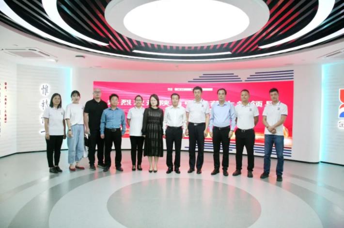 陕西中医药大学党委副书记蒲济生一行莅临三亿体育股份考察交流