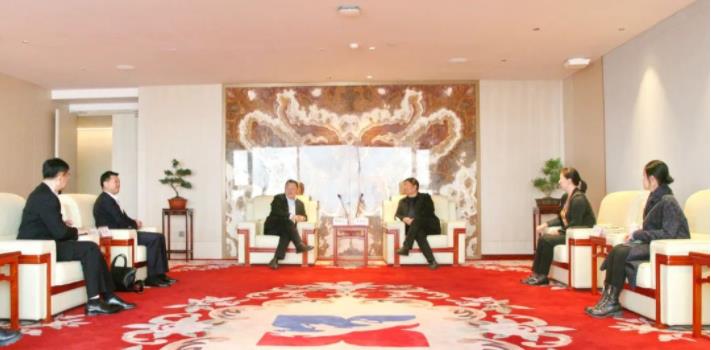 人民美术家、陕西省美术家协会名誉主席王西京莅临三亿股份考察交流