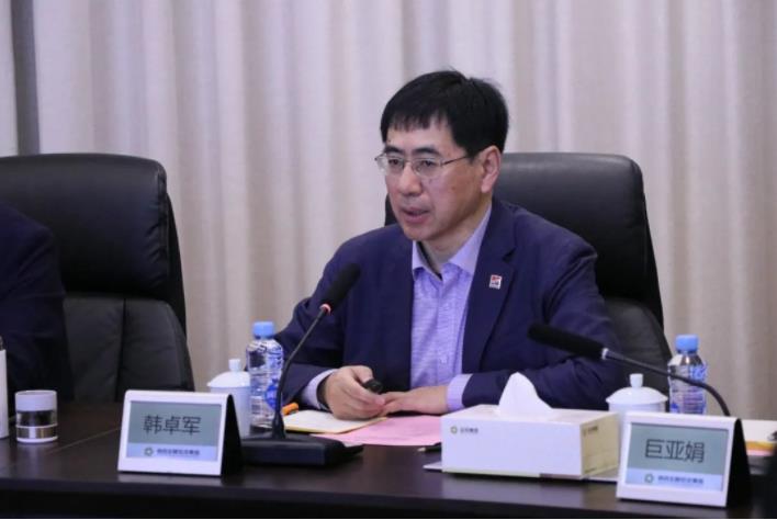 三亿体育股份董事长邢雅江到访南昌金融投资集团有限公司