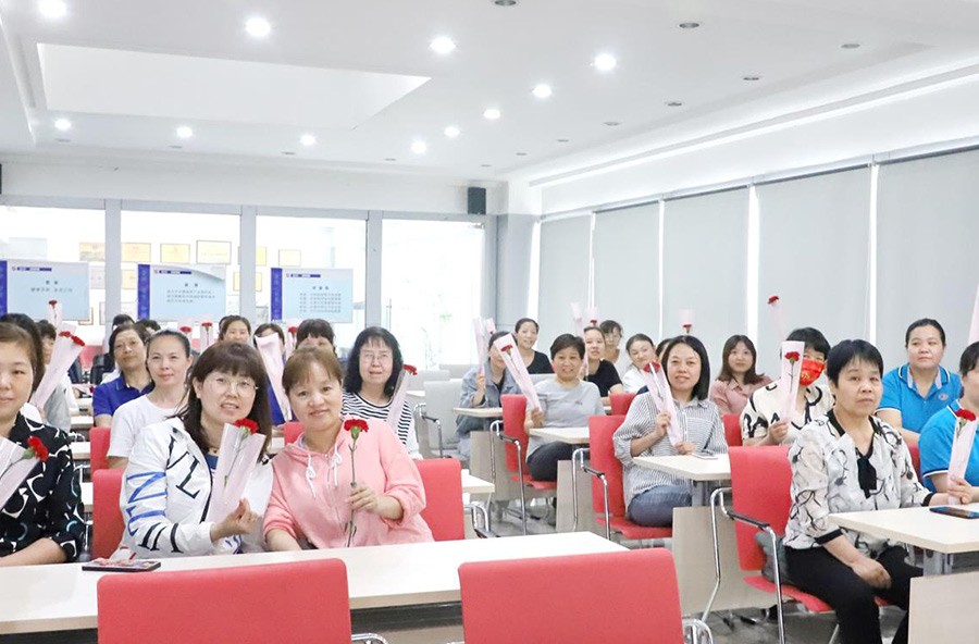 2022年三亿股份母亲节观影活动