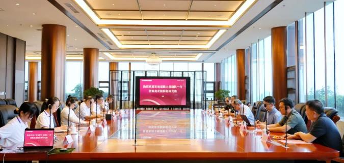 中国科学院院士、首都医科大学副校长王松灵一行到访三亿体育股份